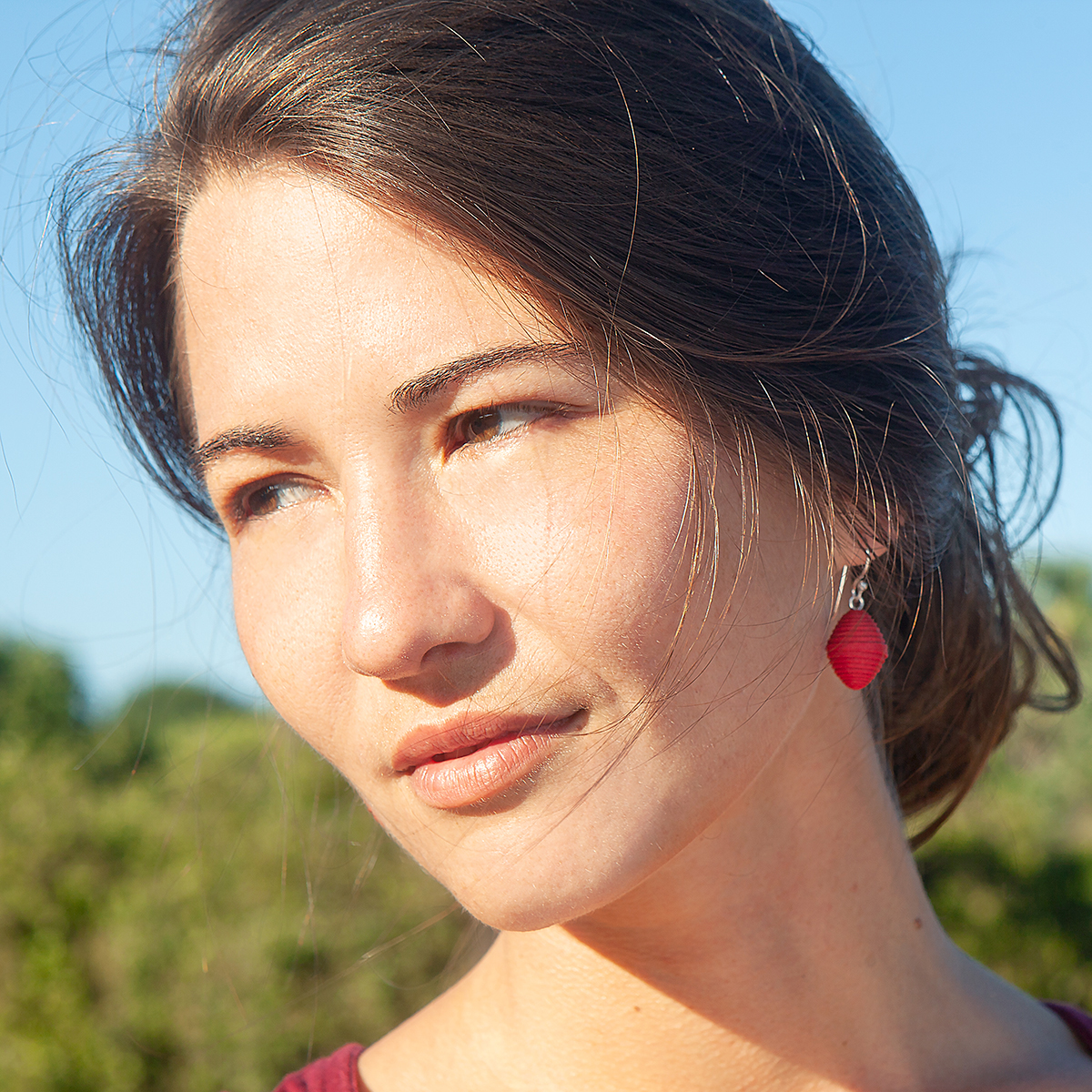 ER08-ro Ohrringe Mini-Spindel Rot